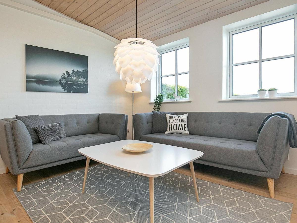 6 Person Holiday Home In Fåborg Zimmer foto